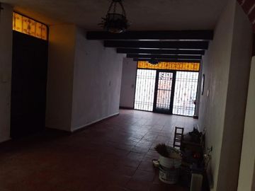 CASA EN VENTA CD  SATELITE