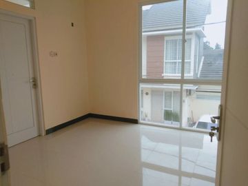 Rumah Cipondoh Dalam Town House Indent