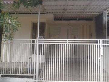 Sewa Rumah SHM Kawasan Bukit Palma Citralan Surabaya