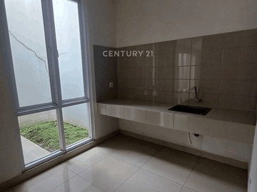 Dijual Rumah Bagus Strategis Harga Menarik Di Veteran