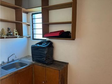 CASA EN VENTA A BORDO DE CARRETERA EN EL POLVORN