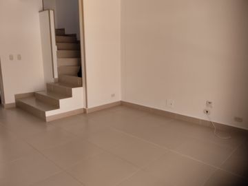 casa en venta en ciudad country. Cod V6258