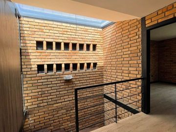 Vendo casa económica en Loja