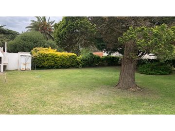 chalet con parque en Santa Isabel U.T. Chapadmalal