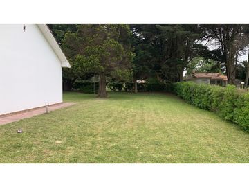 chalet con parque en Santa Isabel U.T. Chapadmalal