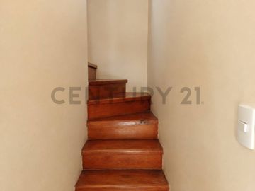 Se vende casa en condominio de Nos