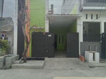 Rumah Dijual di Villa Gading Harapan Bekasi
