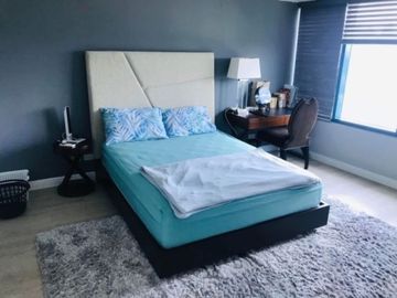 Condominium for Sale 2 Bedrooms: 2BR Flat Condo for Sale in One Rockwell West Tower Rockwell Makati