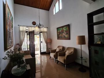 Rumah 2 lantai dalam komplek megapolitan cinere