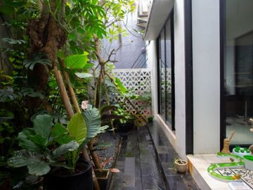 Rumah Cantik Strategis di Cluster Elite Kebayoran Bintaro 6921