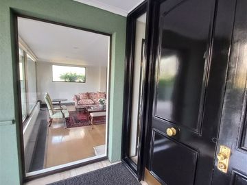 Departamento lujoso arriendo de 3D+1Sa+2B+2E+1B Las Condes