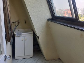 Departamento lujoso arriendo de 3D+1Sa+2B+2E+1B Las Condes