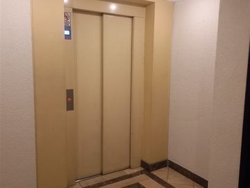 Departamento lujoso arriendo de 3D+1Sa+2B+2E+1B Las Condes