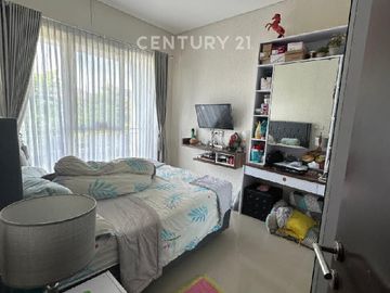 Rumah Siap Huni Full Renov  Di JGC Cakung Jakarta S9287