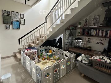 Rumah Siap Huni Full Renov  Di JGC Cakung Jakarta S9287