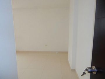 apartamento en venta en altos del limón. Cod V67647