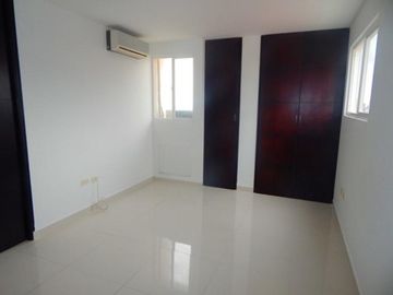 apartamento en venta en altos del limón. Cod V67647