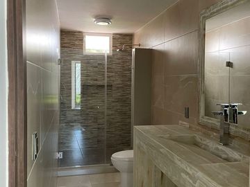 Casa en venta en Villas del Mesón al campo de Golf
