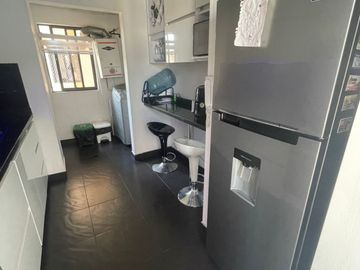 apartamento en venta en capri. Cod V6270