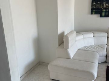 apartamento en venta en capri. Cod V6270
