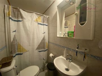 Casa en parcela 4D/3B + piscina, oficina y bodega en Malloco