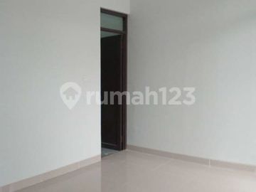 Rumah Baru Metro Margahayu Dekat Ciwastra, Soekarno Hatta Bandung
