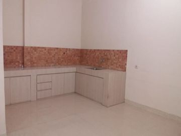 DIJUAL RUMAH MODERN BAGUS SIAP HUNI DI CLUSTER CRYSTAL GADING SERPONG