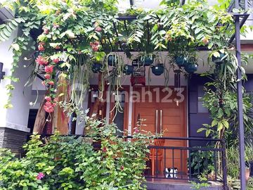 Dijual Rumah Mewah Semi Furnished di The Green, BSD City