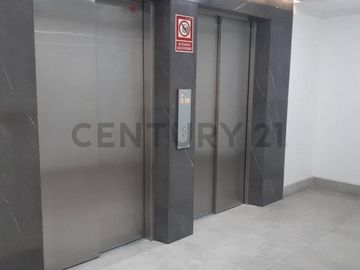 Venta Suite en Edificio Agora, Norte de Guayaquil