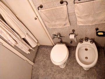 IMPONENTE SEMIPISO 4 AMBIENTES