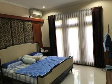 Rumah classic mewah Pakuwon Indah DEKAT MALL MURAH NEGO SAMPAI DEAL