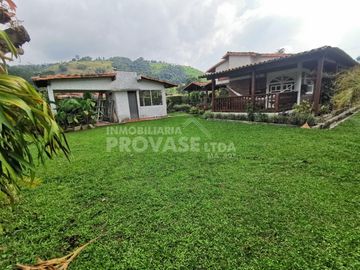 CASA CAMPESTRE en VENTA en Chinácota Los Alamos