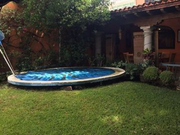Casa en Fraccionamiento en Lomas de Vista Hermosa, Cuernavaca, Morelos CAEN-365-