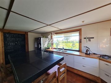 Casa en venta de 4 dorm. en Los Angeles, Cerro Colorado