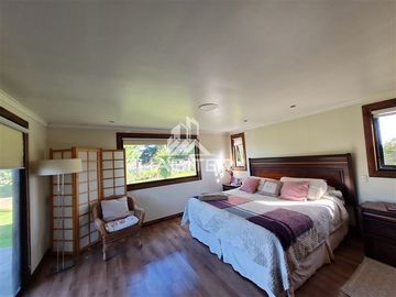 Casa en venta de 4 dorm. en Los Angeles, Cerro Colorado