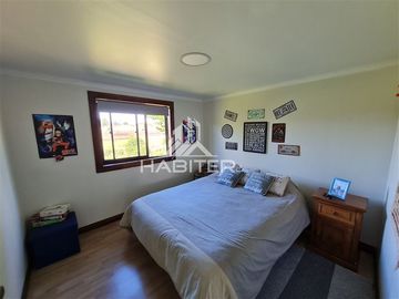 Casa en venta de 4 dorm. en Los Angeles, Cerro Colorado