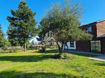 Casa en venta de 4 dorm. en Los Angeles, Cerro Colorado