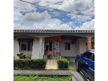 VENTA DE CASA EN DOLEGA CHIRIQUI 600M2