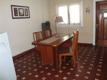 chalet 3 amb en lote propio Barrio San Juan