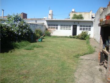 chalet 3 amb en lote propio Barrio San Juan