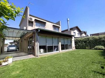 Casa en venta en Hurlingham