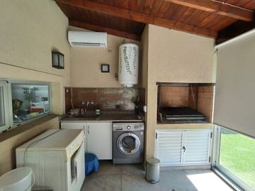 Casa en venta en Hurlingham