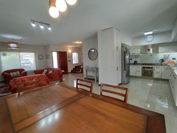 Casa en venta en Hurlingham