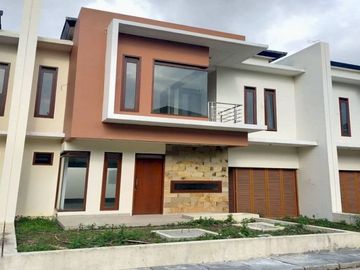 Rumah di Darpaland Townhouse Pasirluyu