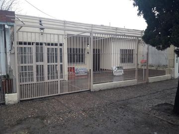 Casa - Claypole