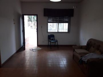 Casa - Claypole