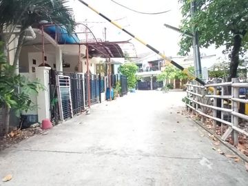 Rumah diperumahan Pondok Ungu Permai Bekasi Utara dekat ke Harapan Indah bebas Banjir