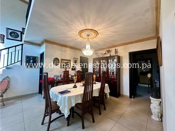 Se vende casa en Altos de Panamá