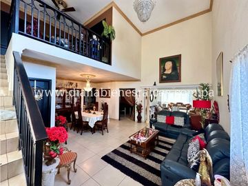 Se vende casa en Altos de Panamá