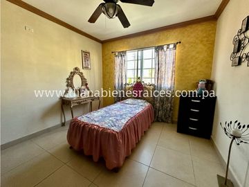 Se vende casa en Altos de Panamá